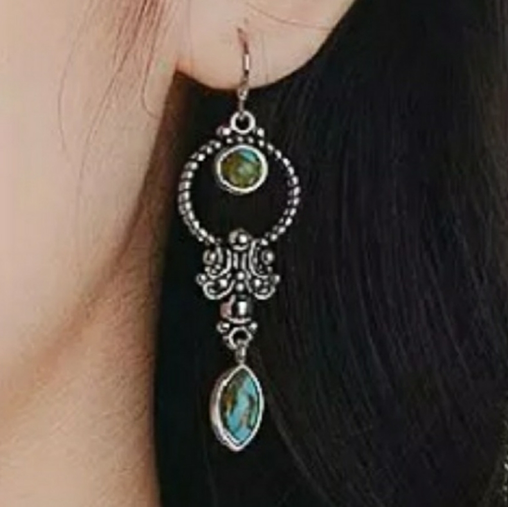 NEW Tibetan Silver Turquoise Gemstone Earrings